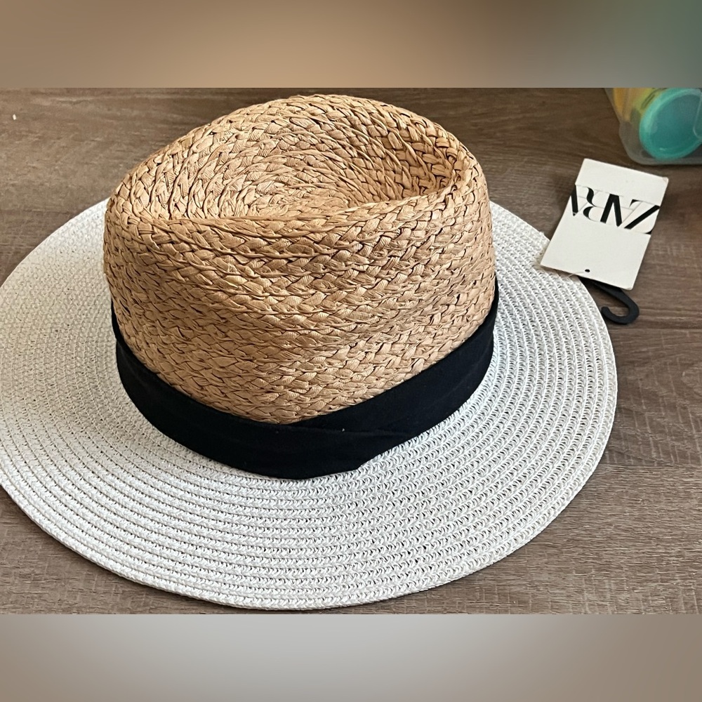 Brand new Zara summer straw hybrid hat